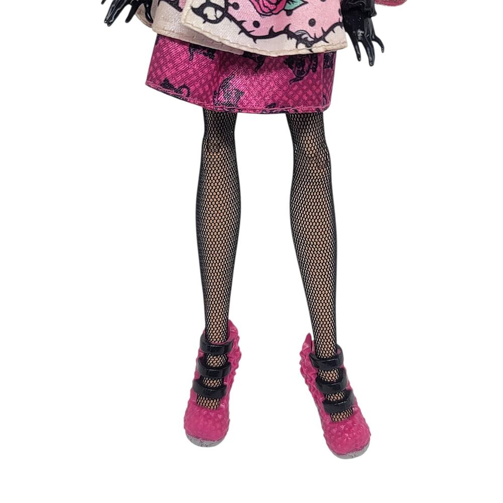 Ever After High Hat-Tastic Party Briar Beauty Doll Daughter of Sleeping Beauty - Picture 4 of 5